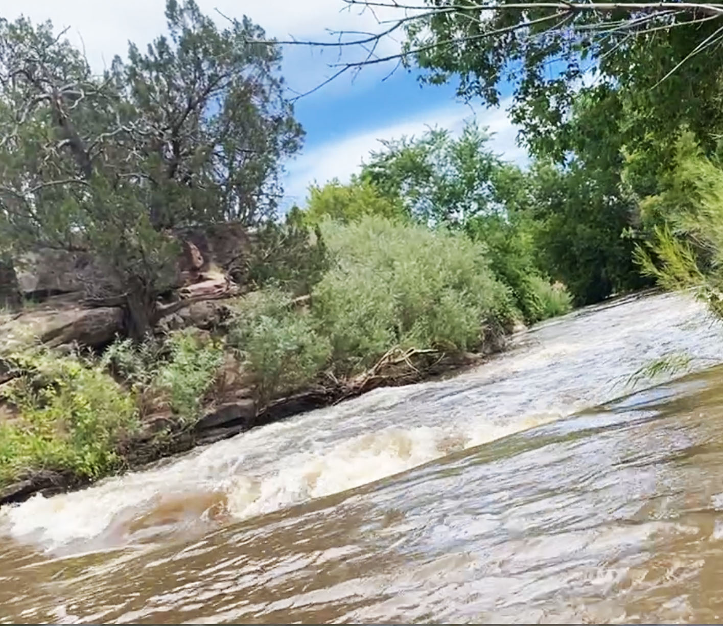 Canoe, Kayak & Tubing Down River Pecos River Cliff House